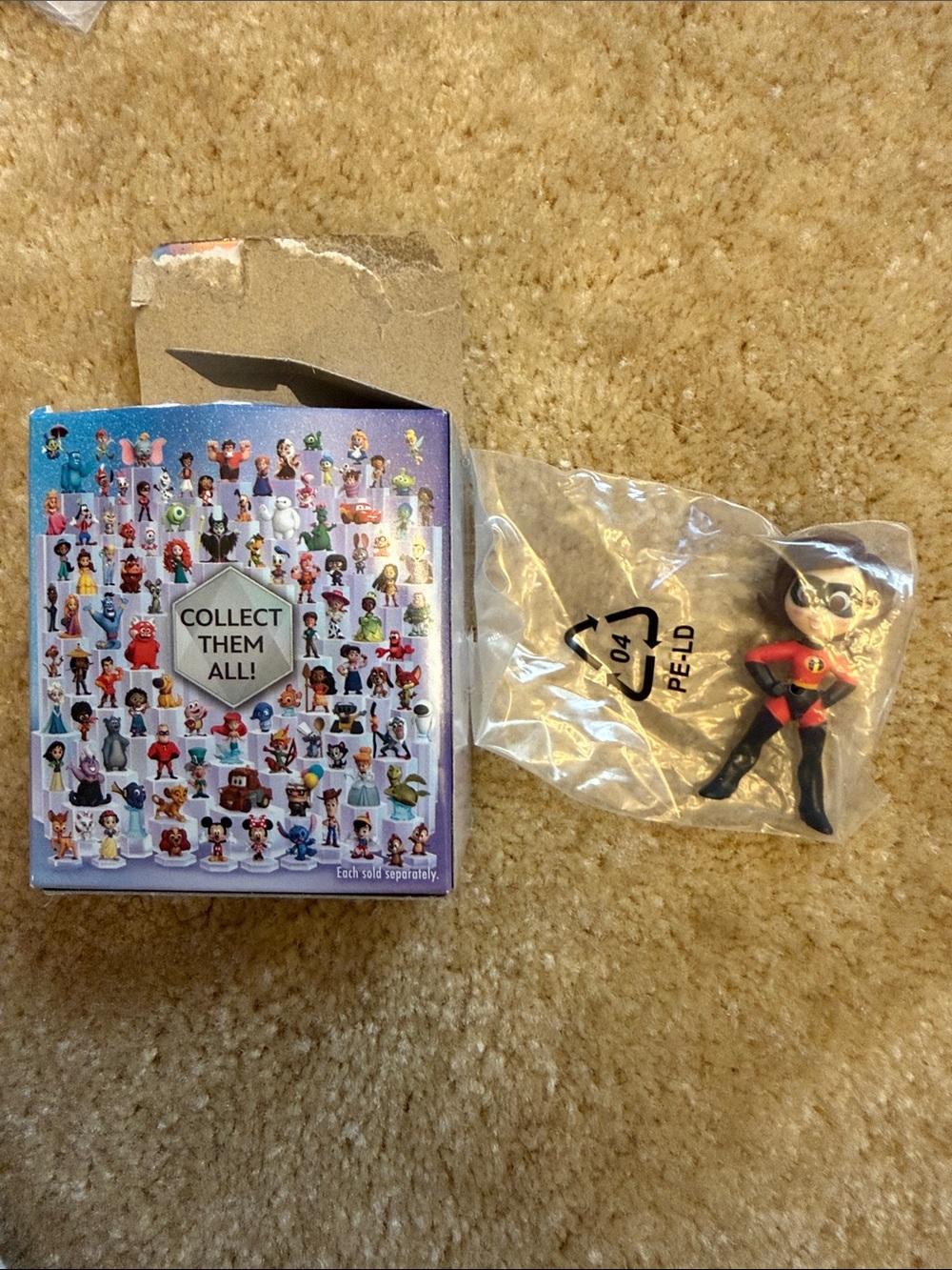 Disney 100 Helen Figurine - Kids Toys Collectible (The Incredibles)